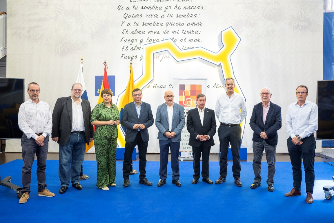 Morales reafirma el compromiso absoluto del Cabildo con el sector primario en la presentación de la XI Feria Regional del Vino, el Queso y la Miel